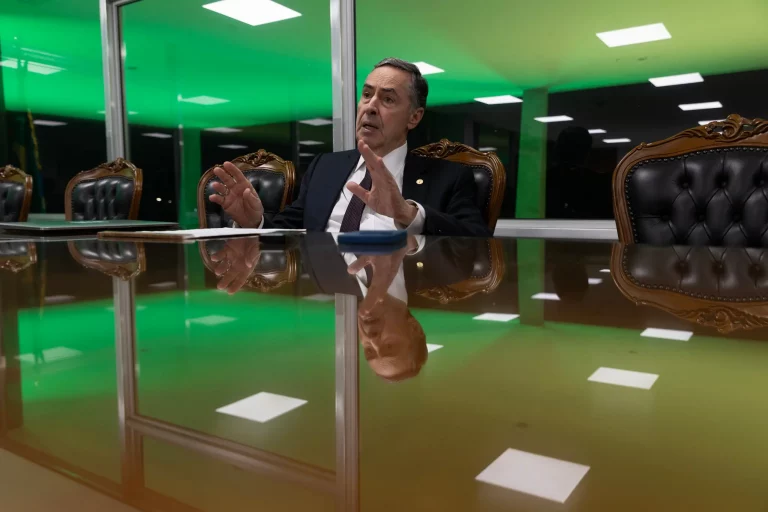 El presidente del Supremo Tribunal de Brasil dice que están salvando la democracia