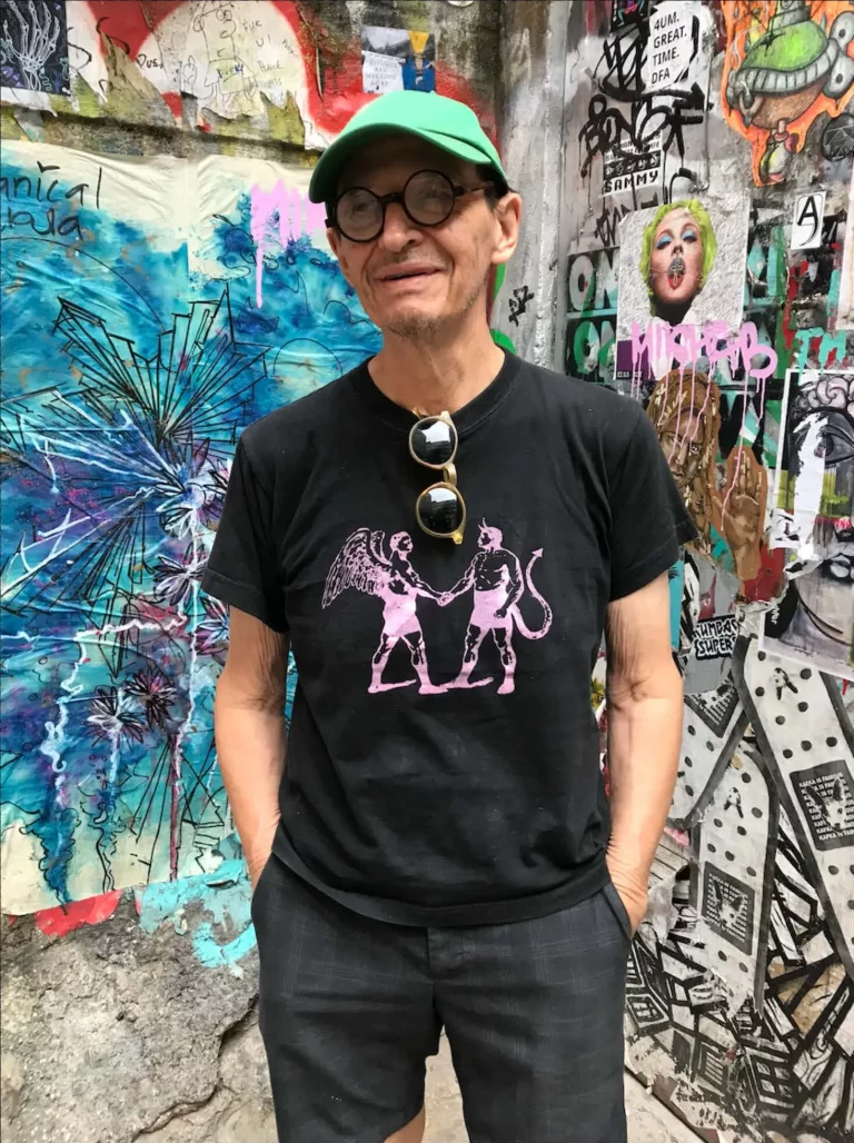 Martin Izquierdo, artífice de alas para el teatro y la moda, muere a los 83 años